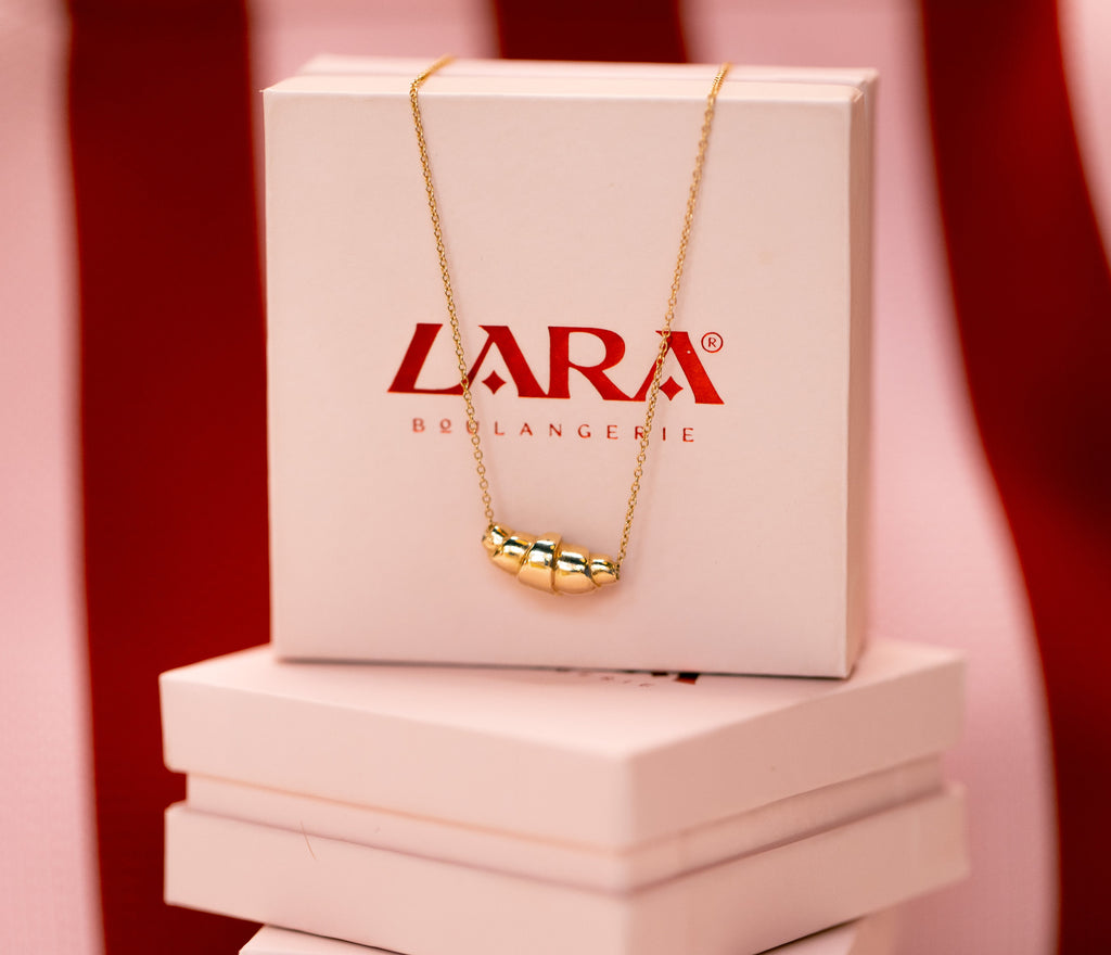 Gold croissant necklace pendant inspired by French pastry - Lara Boulangerie 